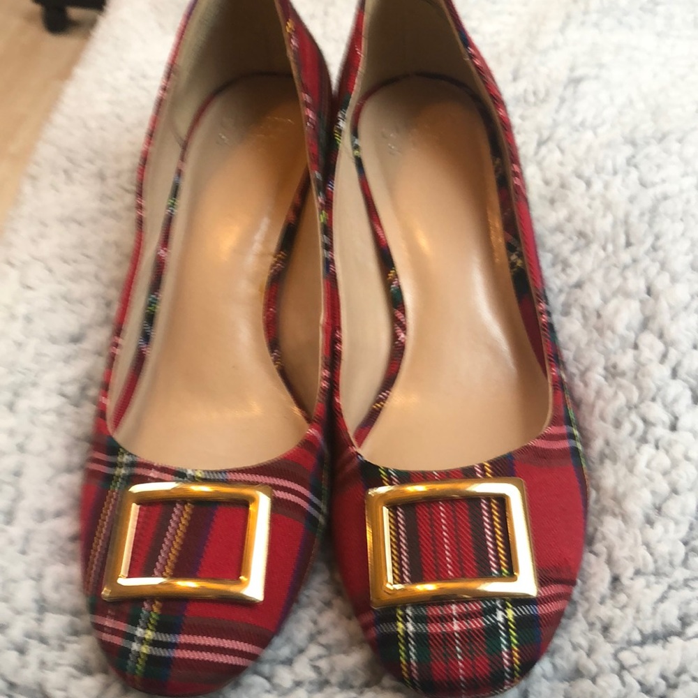 Crown & Ivy red plaid pumps